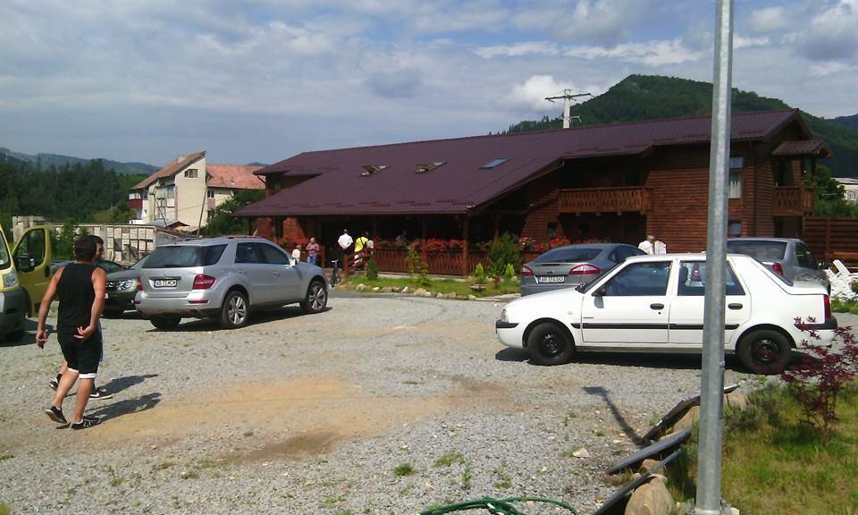 Pensiunea Roua Muntelui Brazesti Luaran gambar